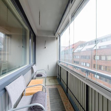 Stay Here Apartment Kamppi Helsinki Exterior photo