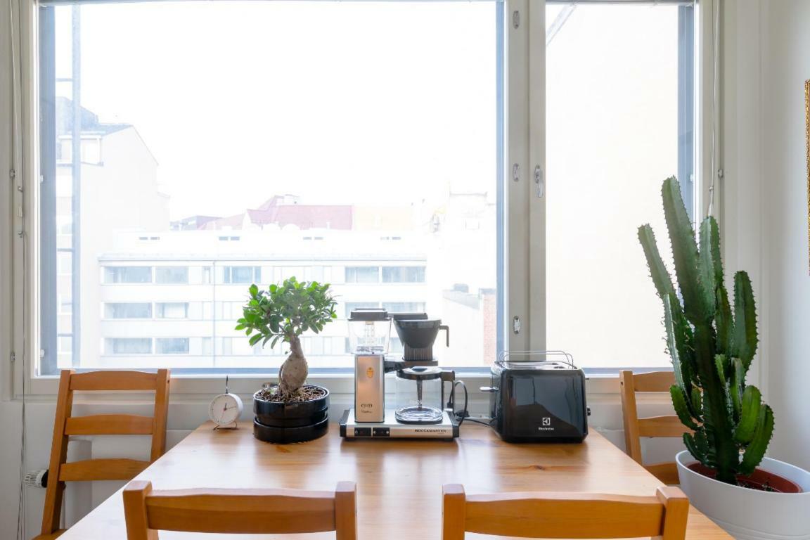 Stay Here Apartment Kamppi Helsinki Exterior photo