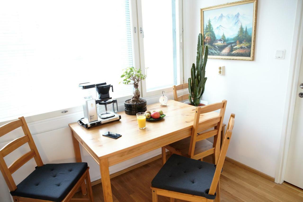 Stay Here Apartment Kamppi Helsinki Exterior photo