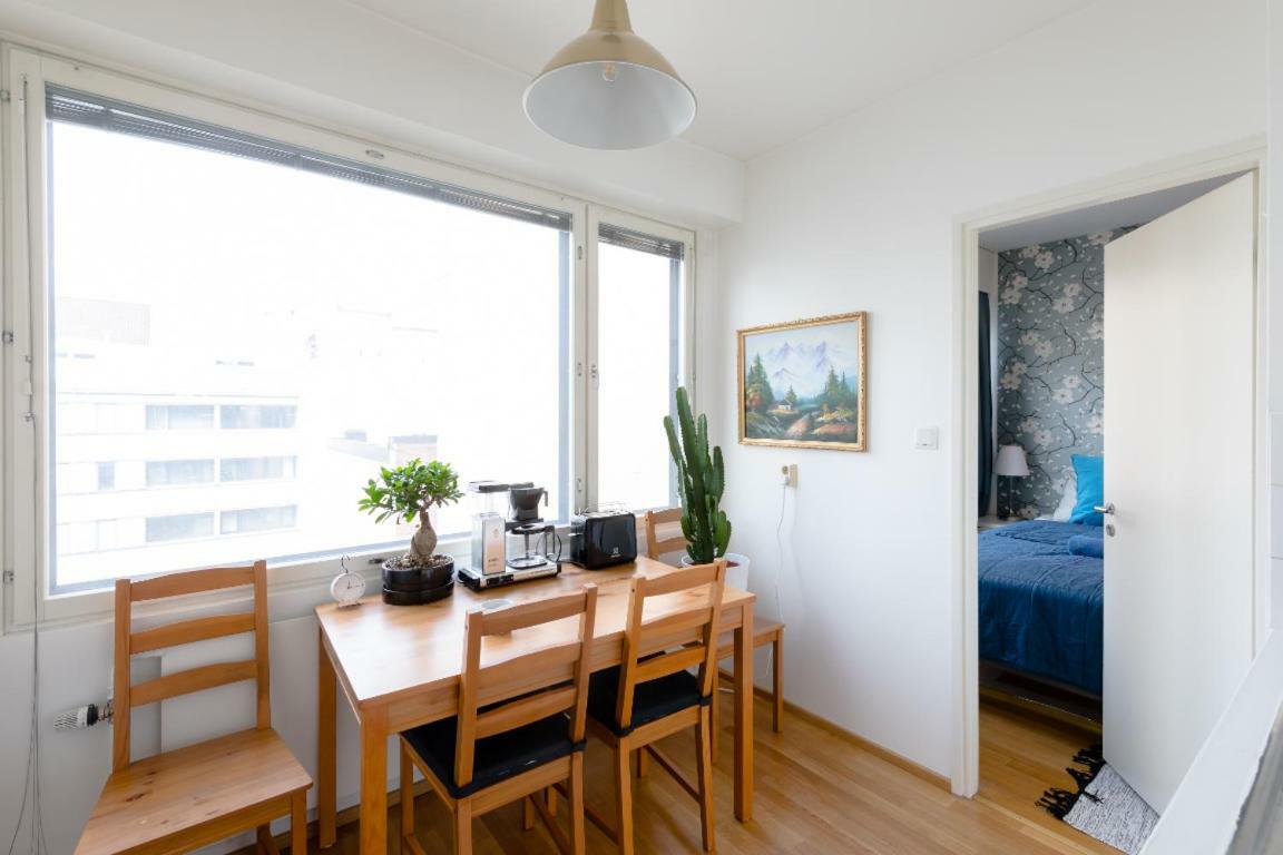 Stay Here Apartment Kamppi Helsinki Exterior photo