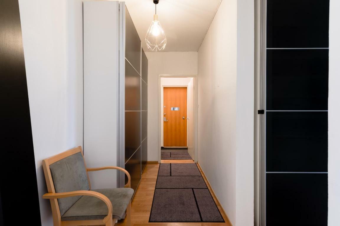 Stay Here Apartment Kamppi Helsinki Exterior photo