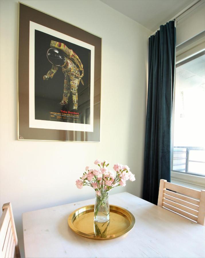 Stay Here Apartment Kamppi Helsinki Exterior photo